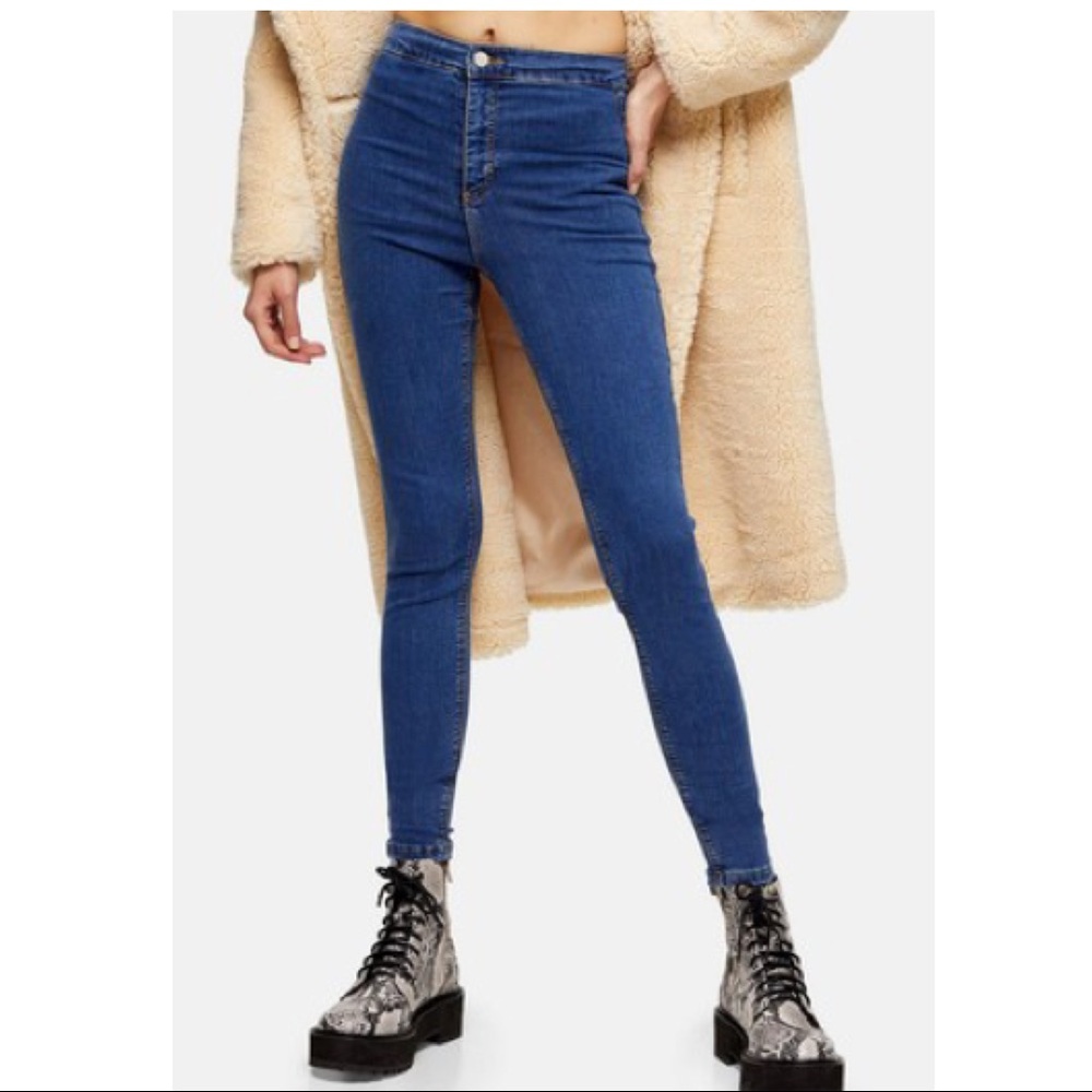 - SOLD - Topshop petite Joni Jeans